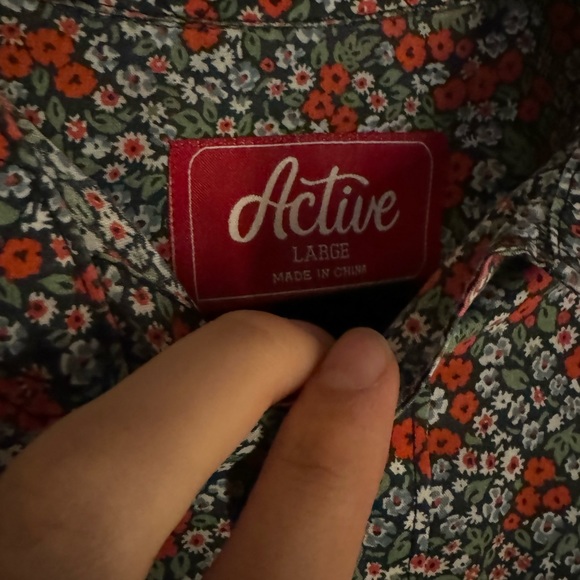 Active Ride Shop Floral Button Up - Picture 2 of 3